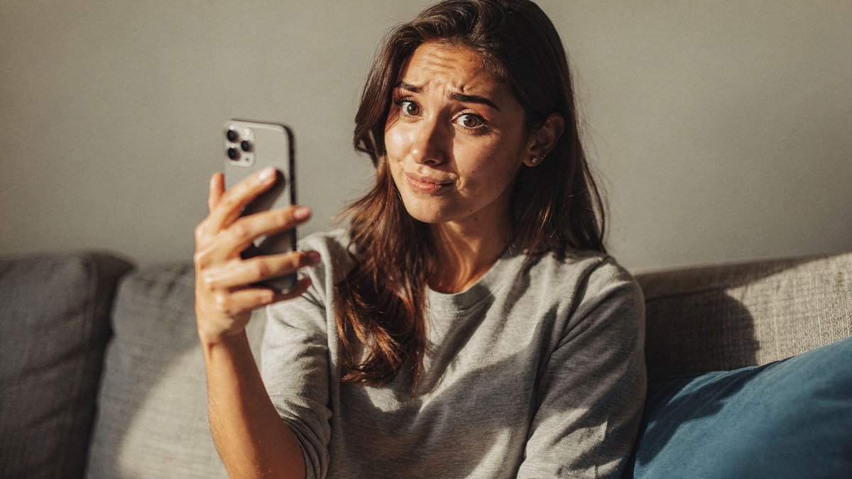 6 Alltags-Wege wie du in einen Vertrag rutschst — Mündlich, WhatsApp, Klick & Co
